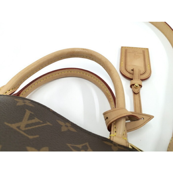 Louis Vuitton Petit Palais PM Monogram Shoulder Bag - Picture 5 of 9